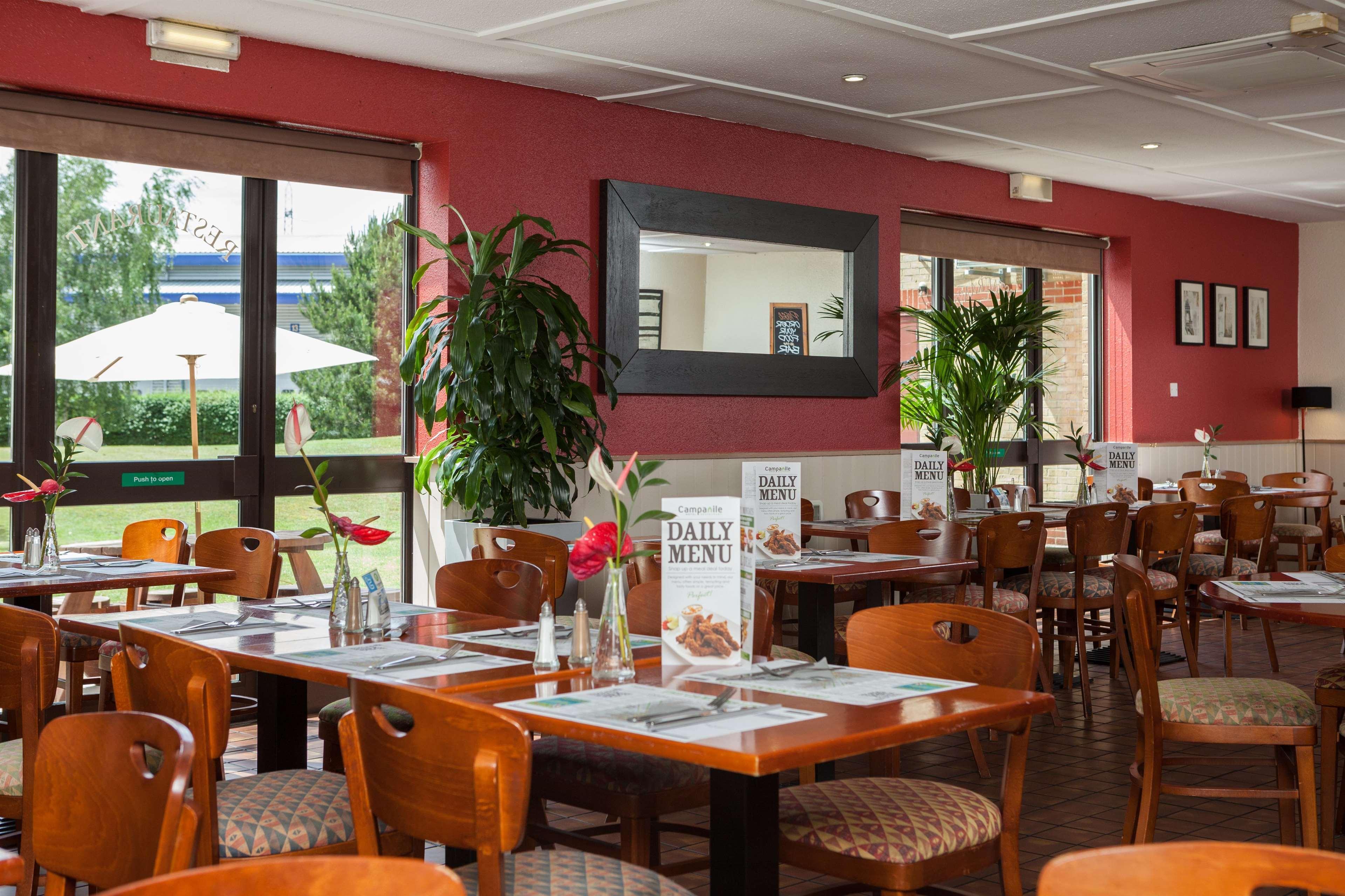 Campanile Hotel Дартфорд Екстер'єр фото